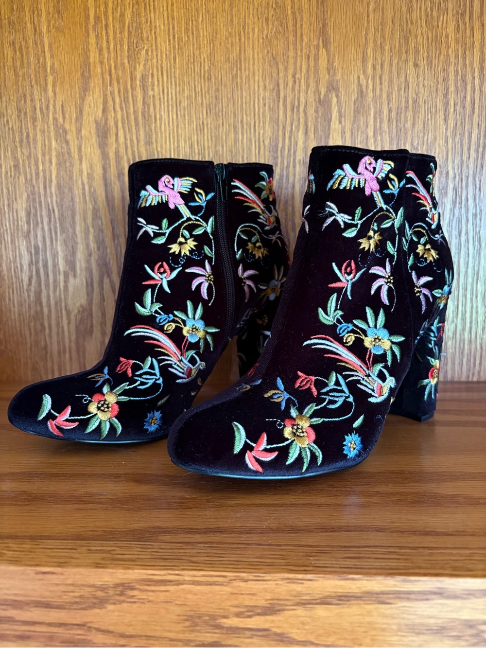 Lulu’s by Liliana - Black Velvet Embroidered Ankle Boots - Women Size 9